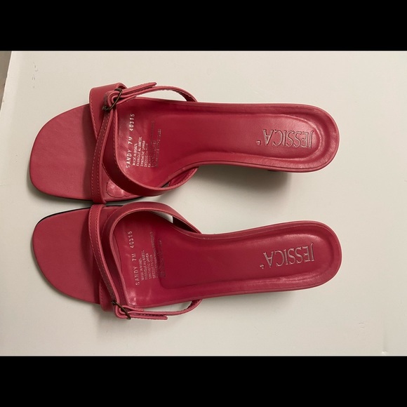 Pink heels size US 7 women’s - Picture 7 of 7